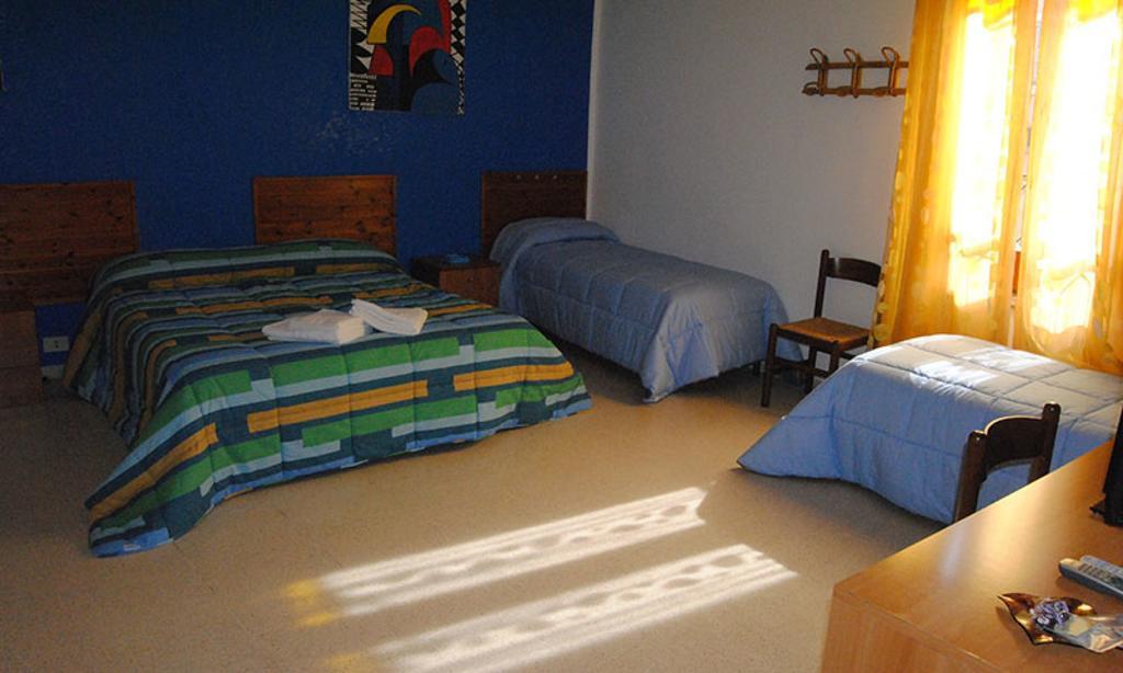 Seven Rooms Παλέρμο Δωμάτιο φωτογραφία