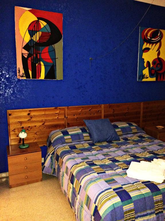 Seven Rooms Παλέρμο Δωμάτιο φωτογραφία